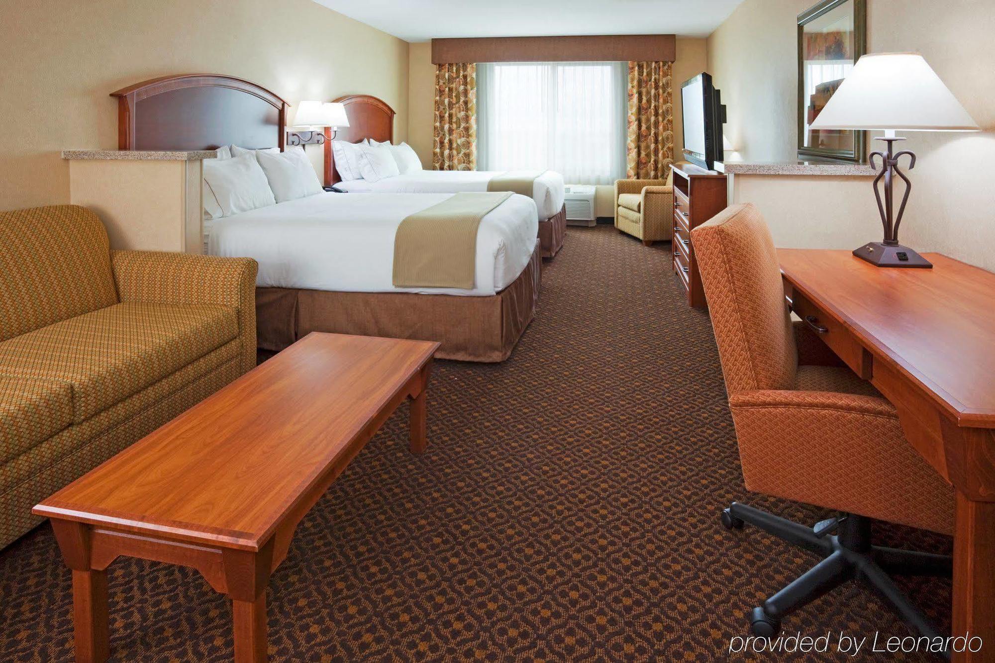 Holiday Inn Express&Suites Mitchell, an IHG Hotel Zimmer foto